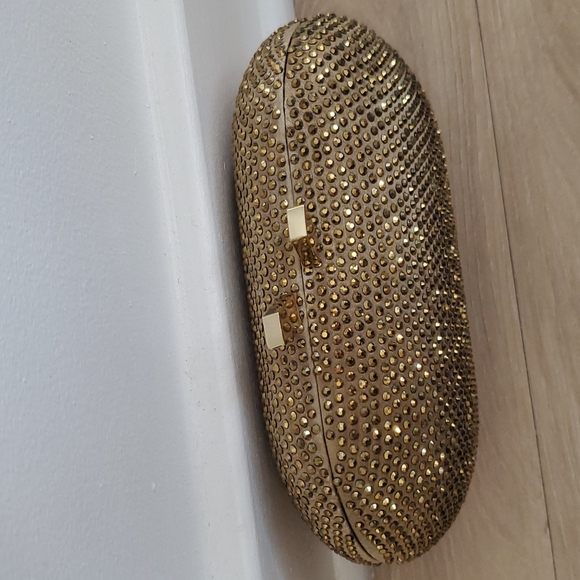 Gold studded clutch - Picture 2 of 3